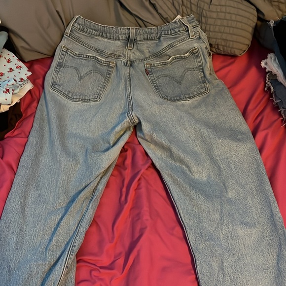 Levi Straight Leg Jeans - Picture 3 of 4
